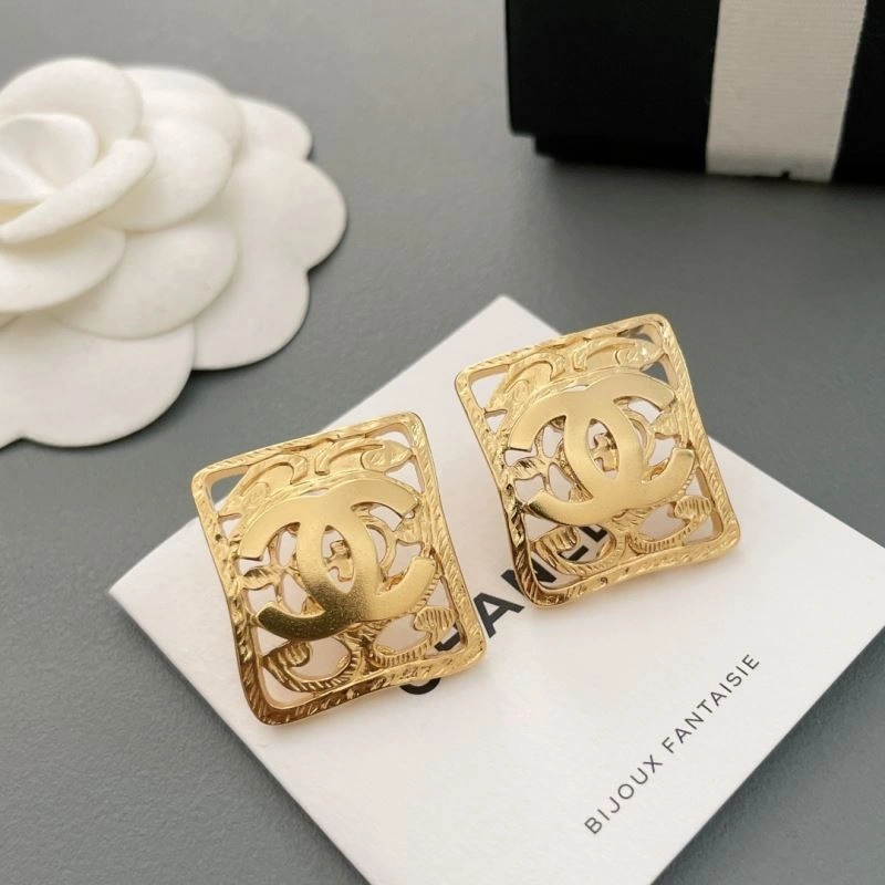 Chanel Earrings StreetReady 228789