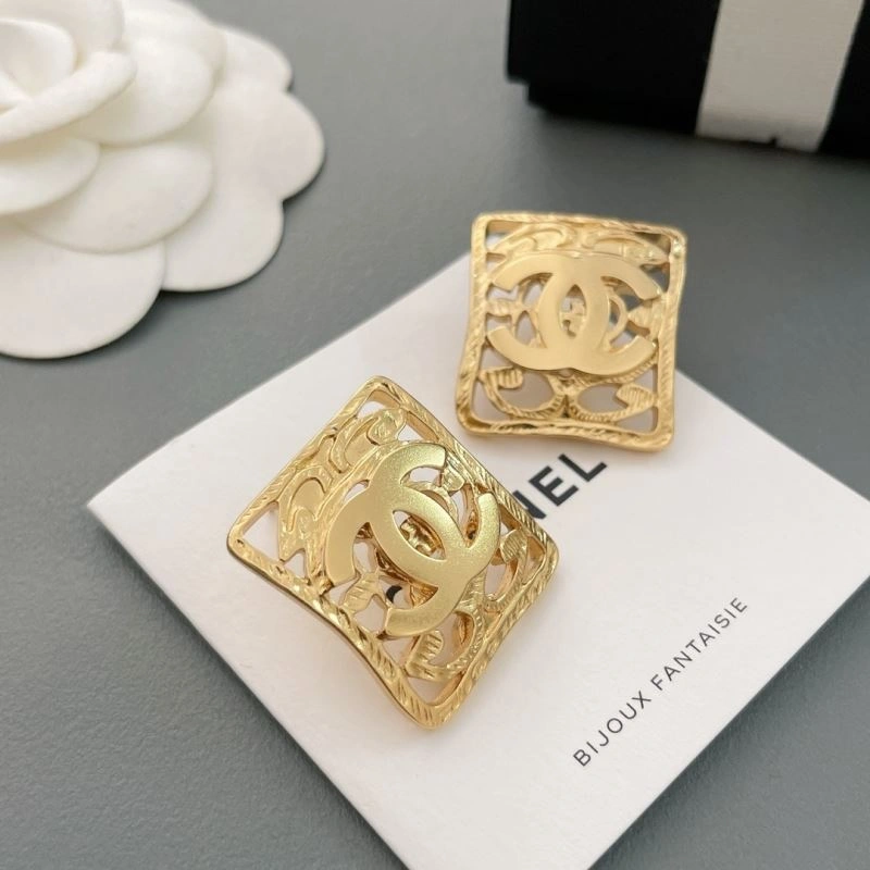 Chanel Earrings StreetReady 228789