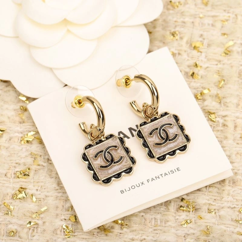 Resilient Chanel Earrings 228780