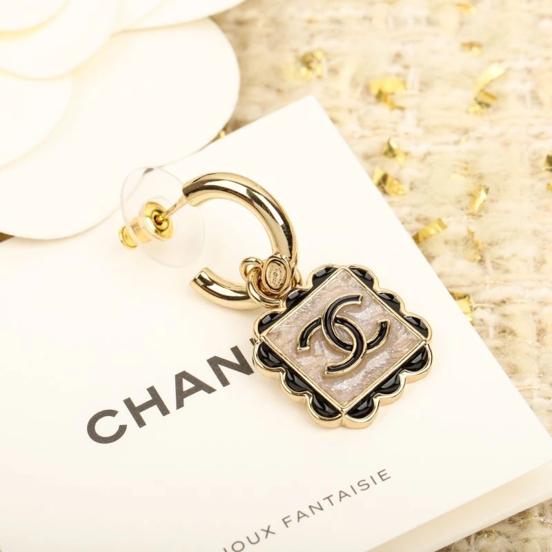 Resilient Chanel Earrings 228780