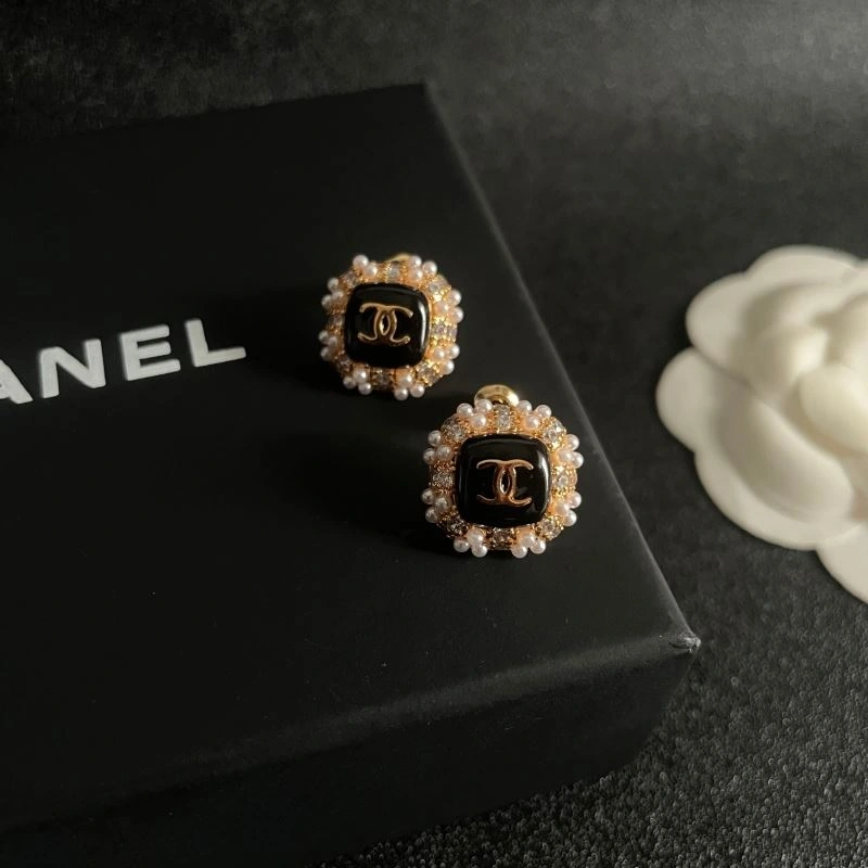 SoftTouch Chanel Earrings 228783