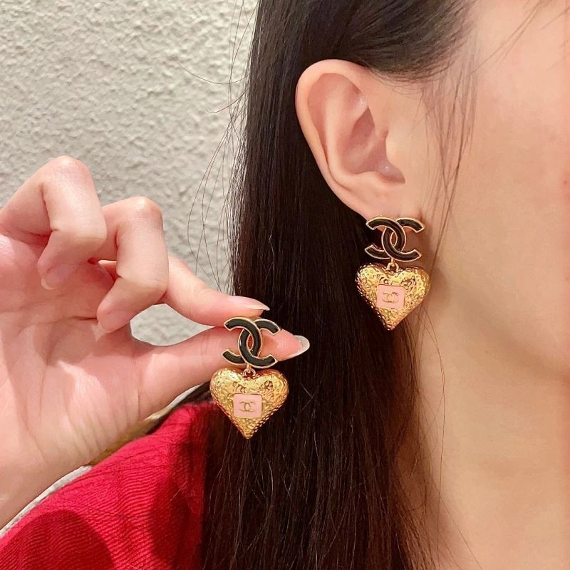 Chanel Earrings Resilient 228840