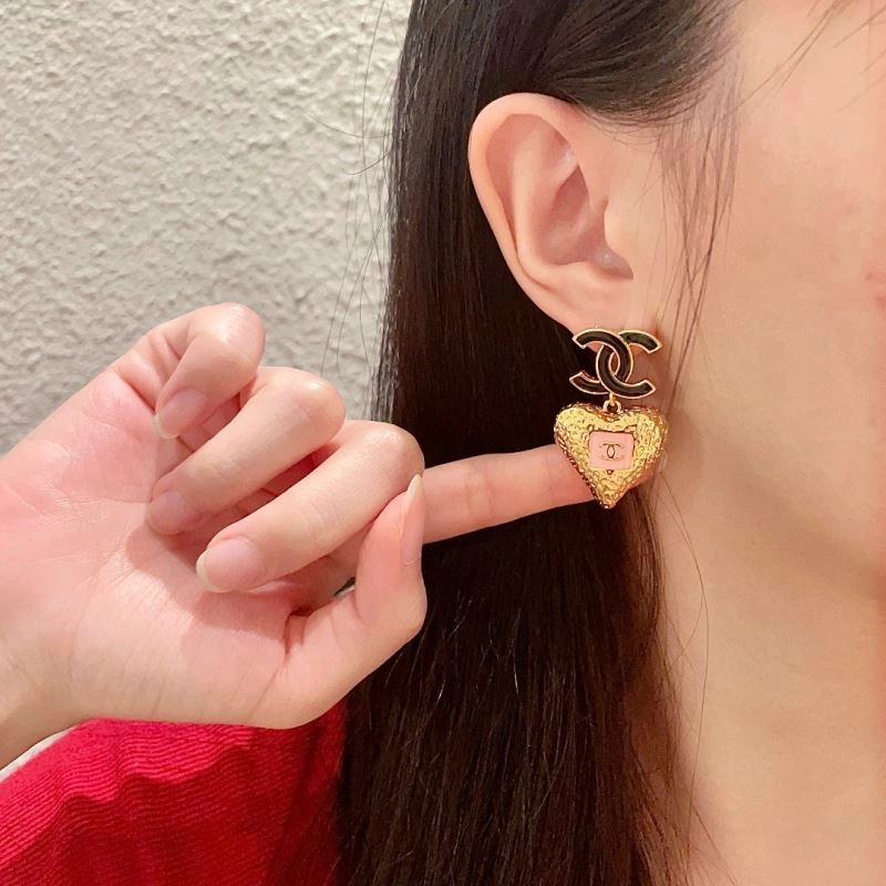 Chanel Earrings Resilient 228840
