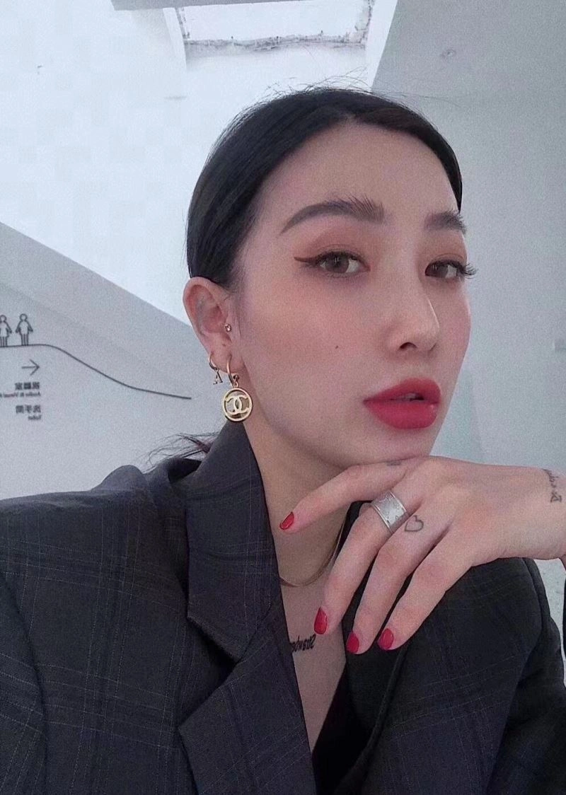 Stretchable Chanel Earrings 228770