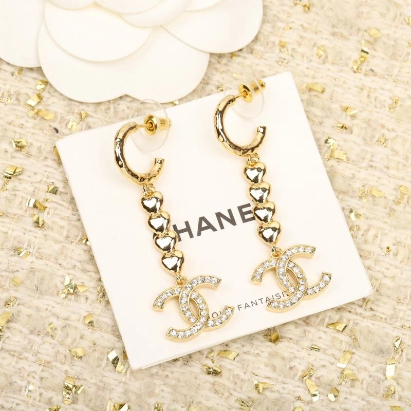 Comfortable Chanel Earrings 228771