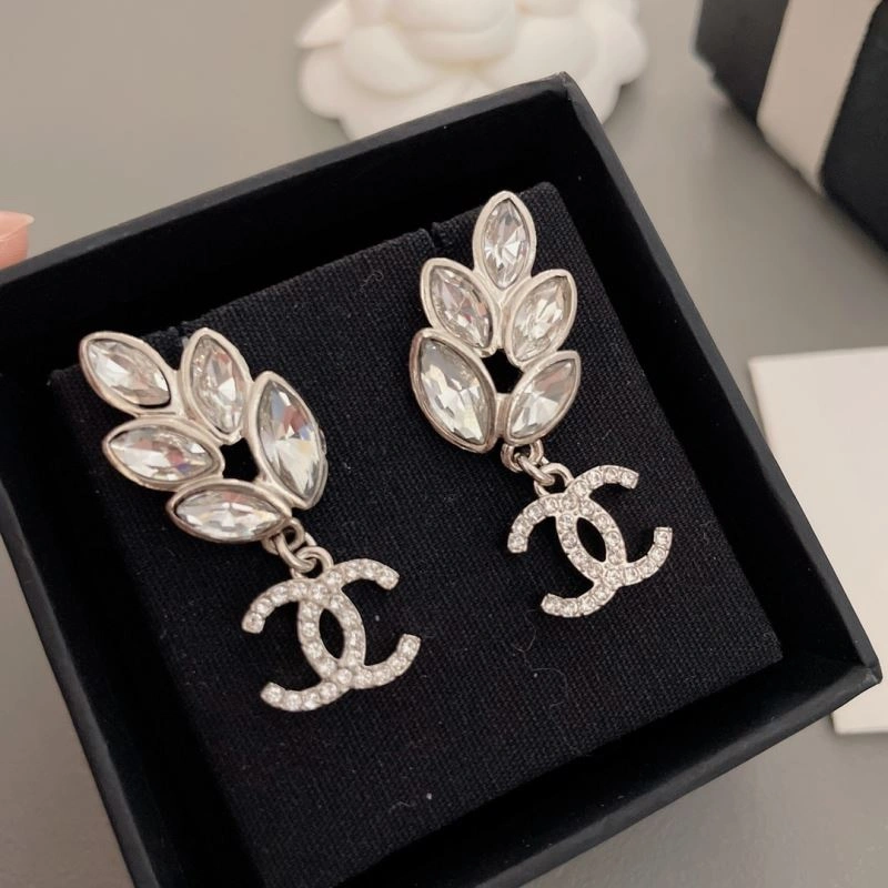 Chanel Earrings Reliable 228791