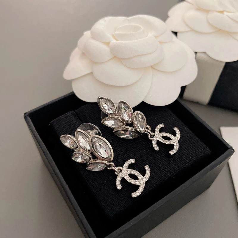 Chanel Earrings Reliable 228791