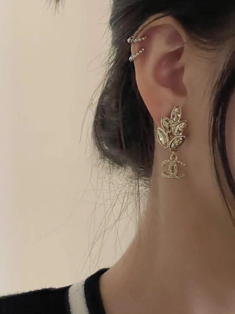 Chanel Earrings Reliable 228791