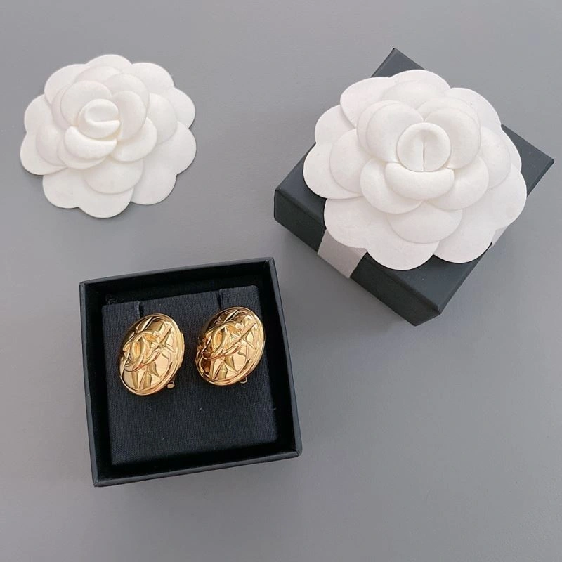 Flexible Chanel Earrings 228769