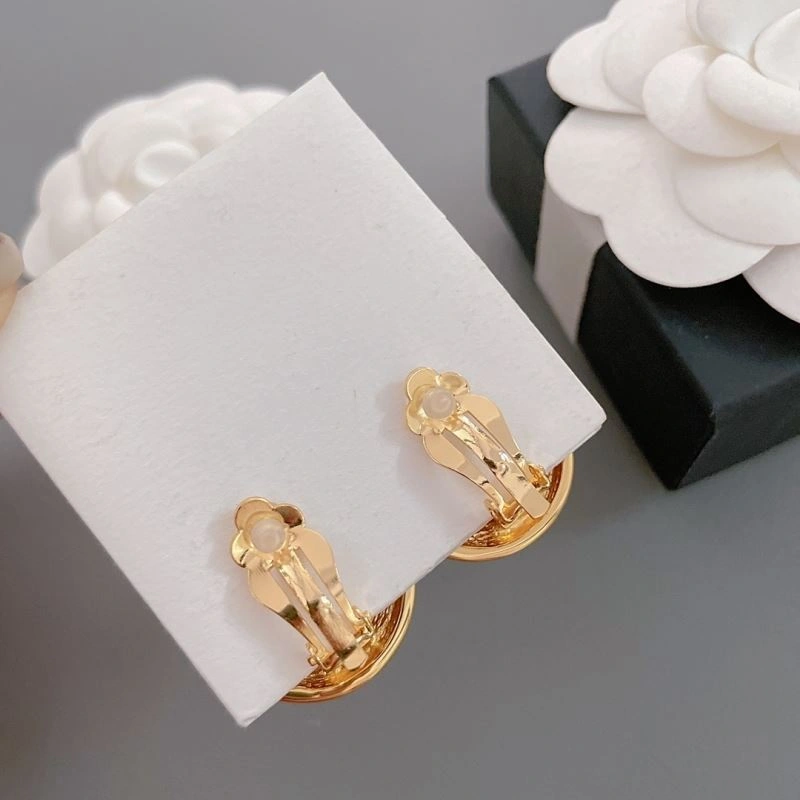 Flexible Chanel Earrings 228769