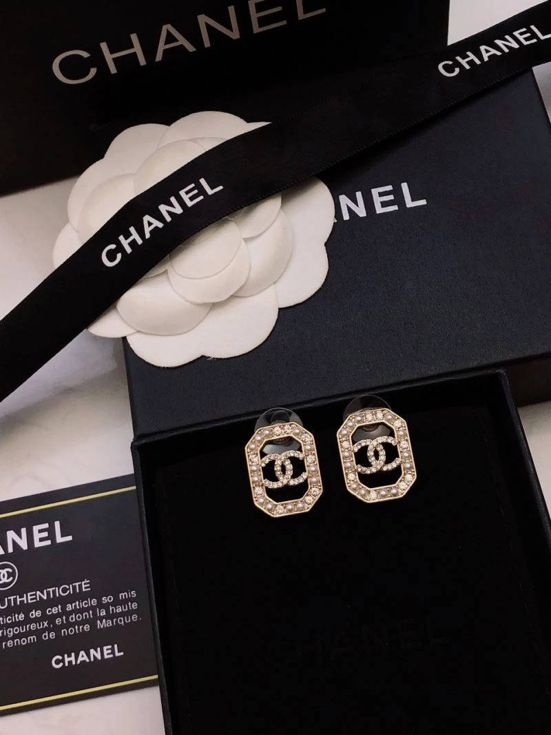 Chanel Earrings Colorful 228760