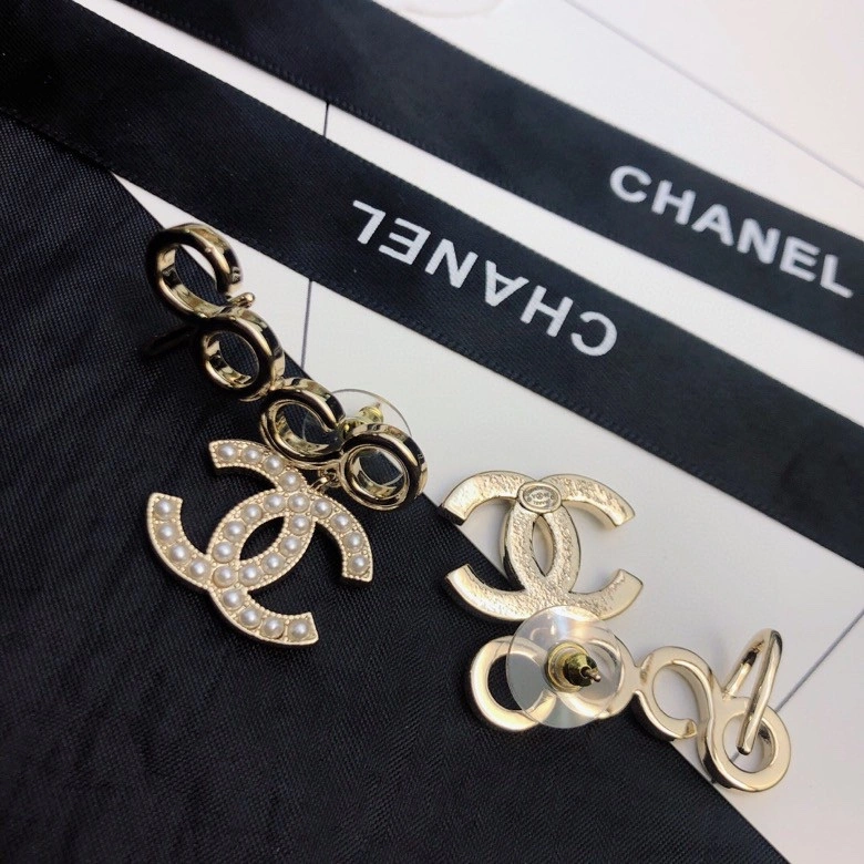 Chanel Earrings Breathable 228753