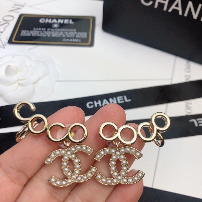 Chanel Earrings Breathable 228753