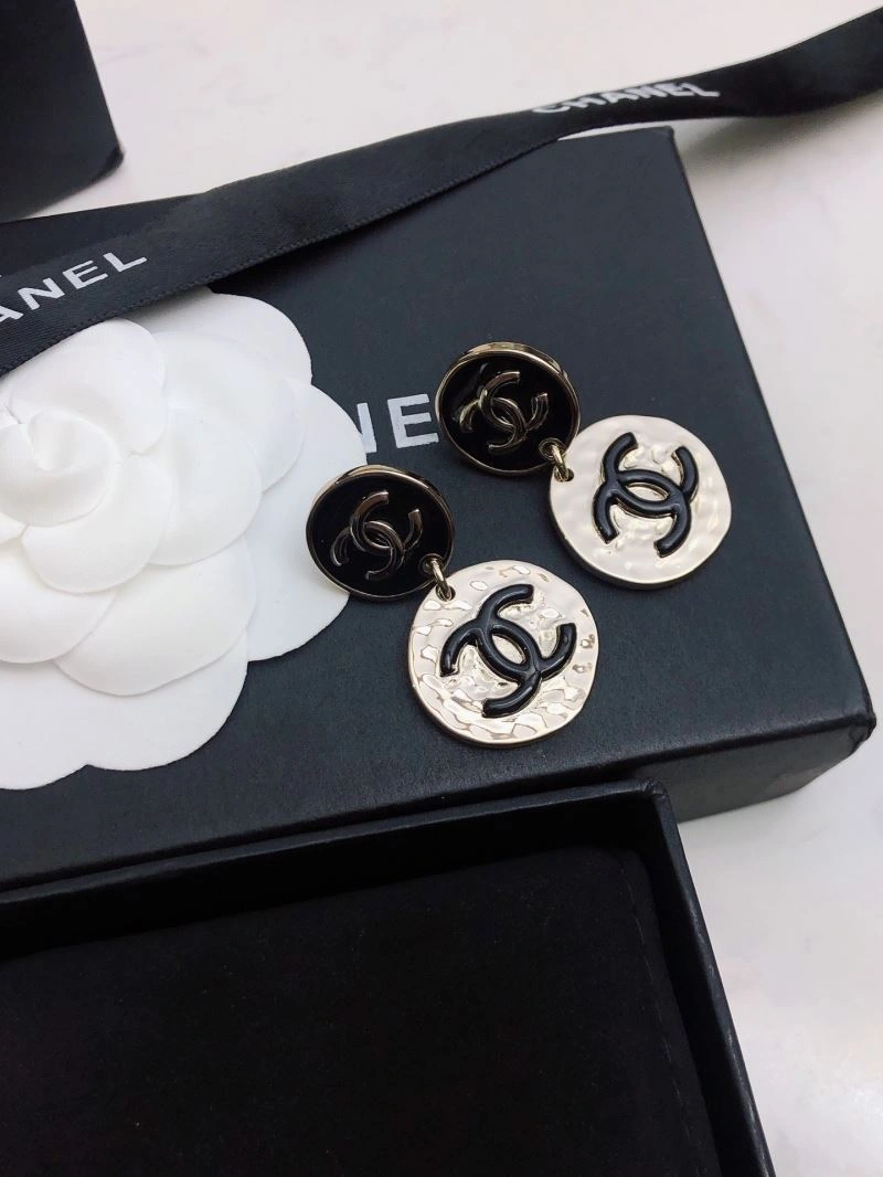 Chanel Earrings Breathable 228761