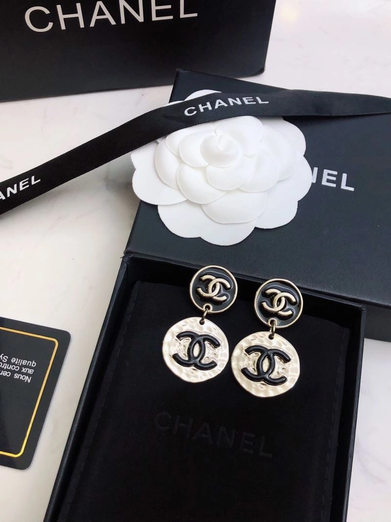 Chanel Earrings Breathable 228761