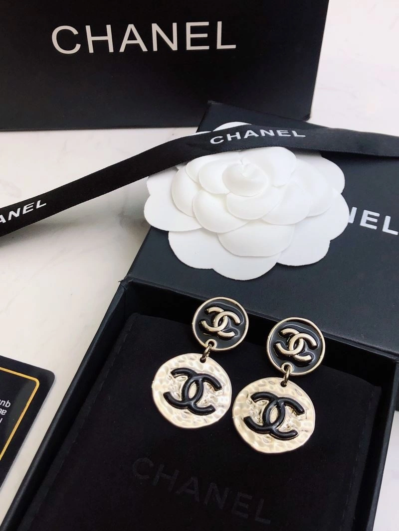 Chanel Earrings Breathable 228761