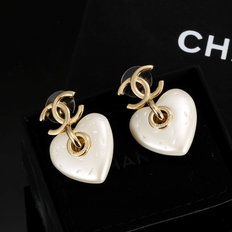 Chanel Earrings Resilient 228811