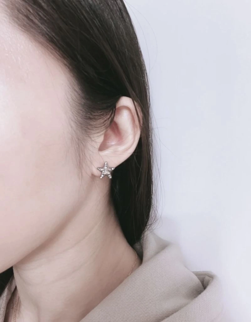 Chanel Earrings Lightweight 228752