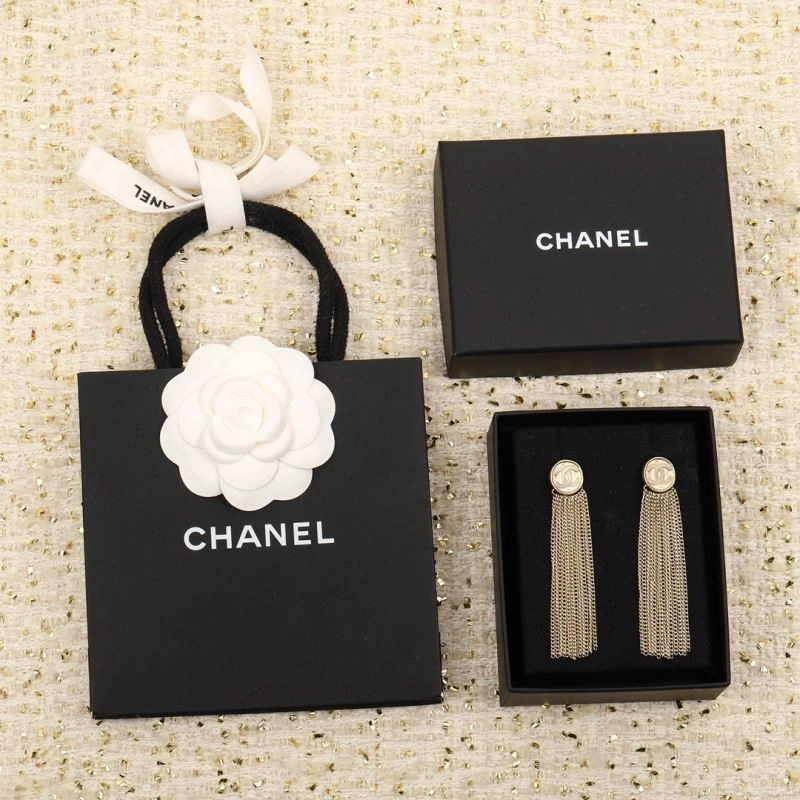 Reliable Chanel Earrings 228745