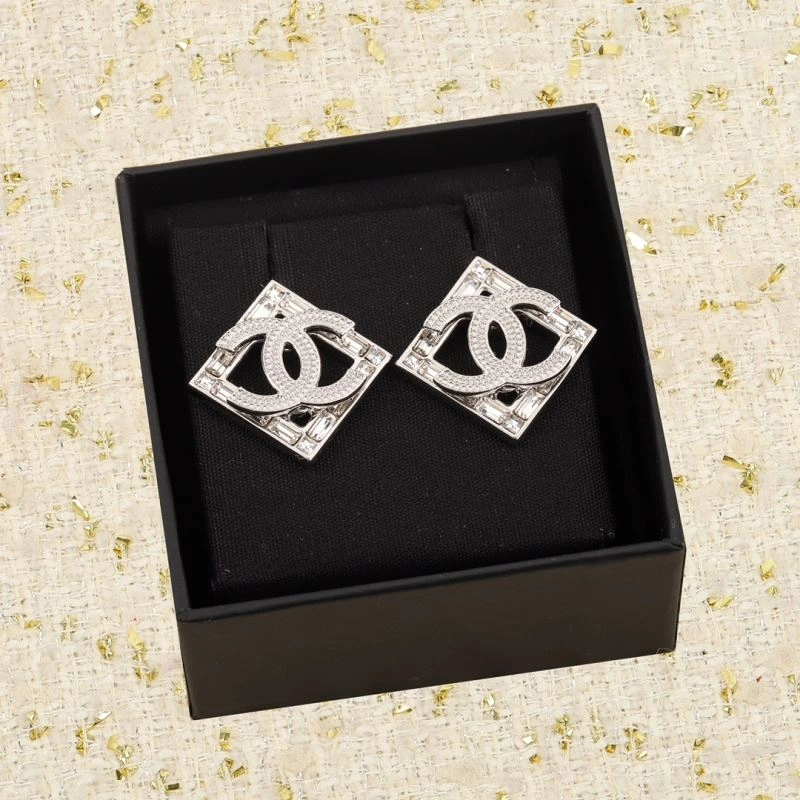 Affordable Chanel Earrings 228764