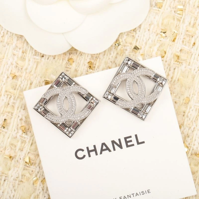 Affordable Chanel Earrings 228764