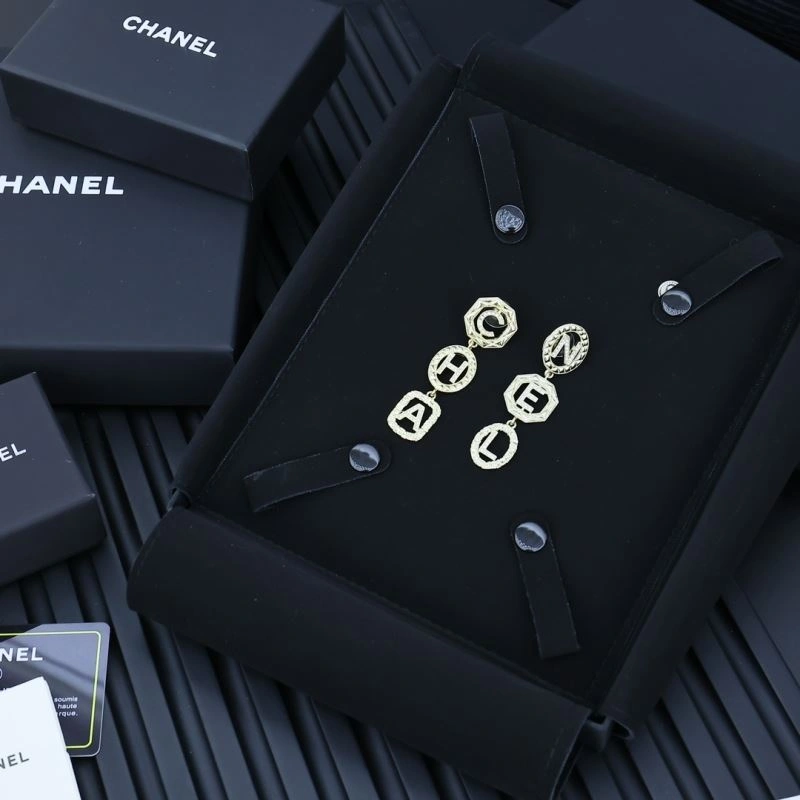 Chanel Earrings Chic 228913