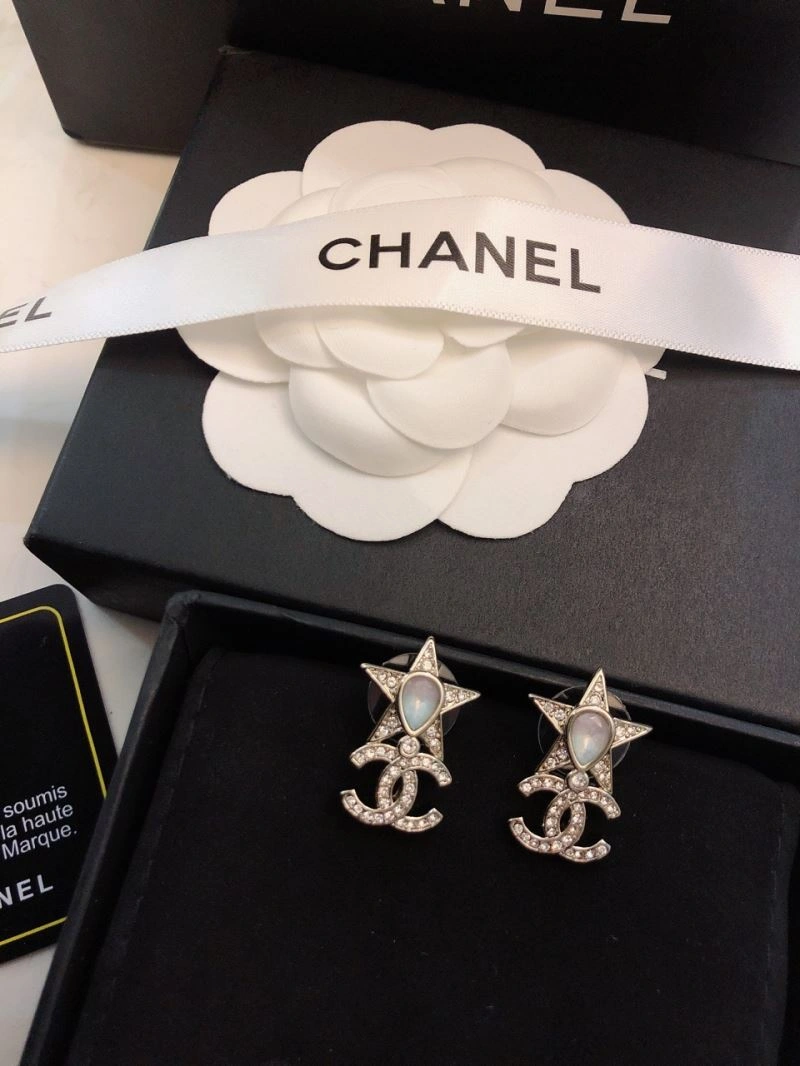 FashionForward Chanel Earrings 228735