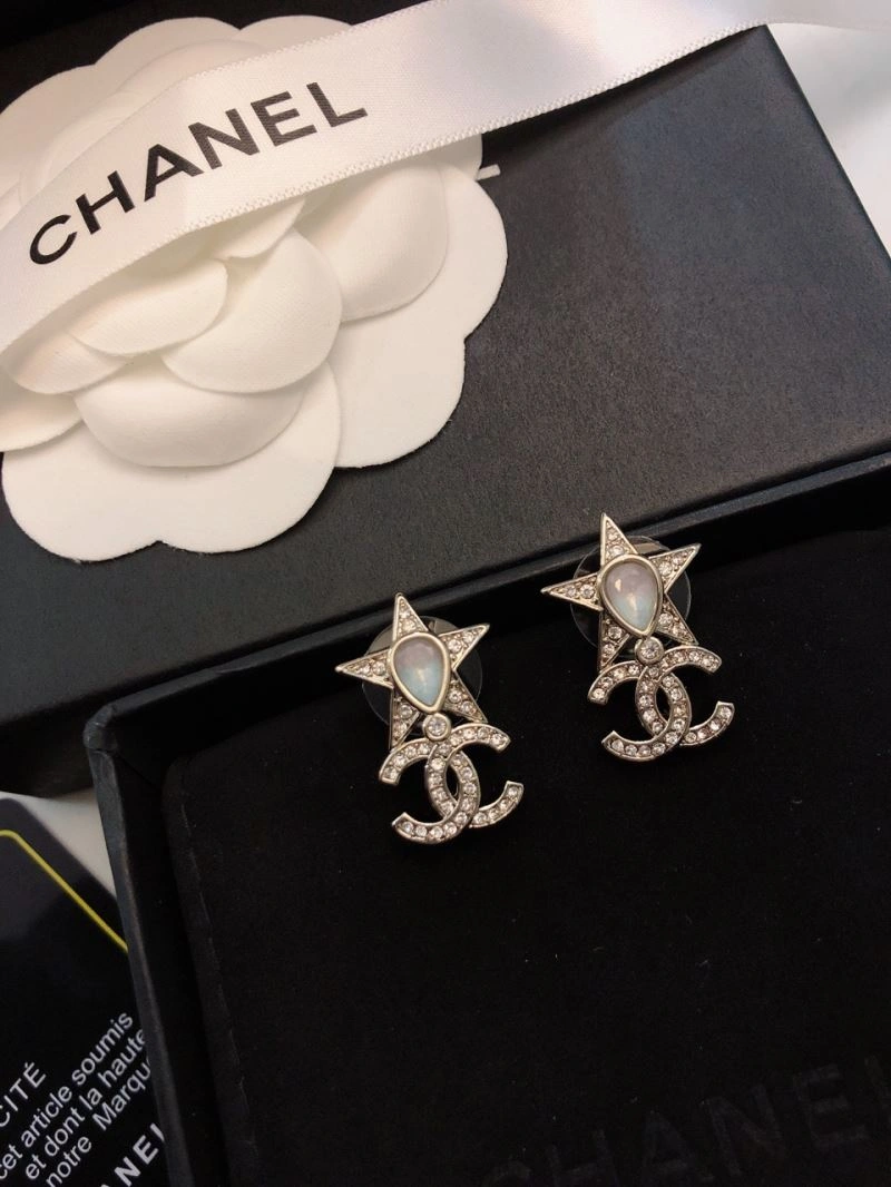 FashionForward Chanel Earrings 228735