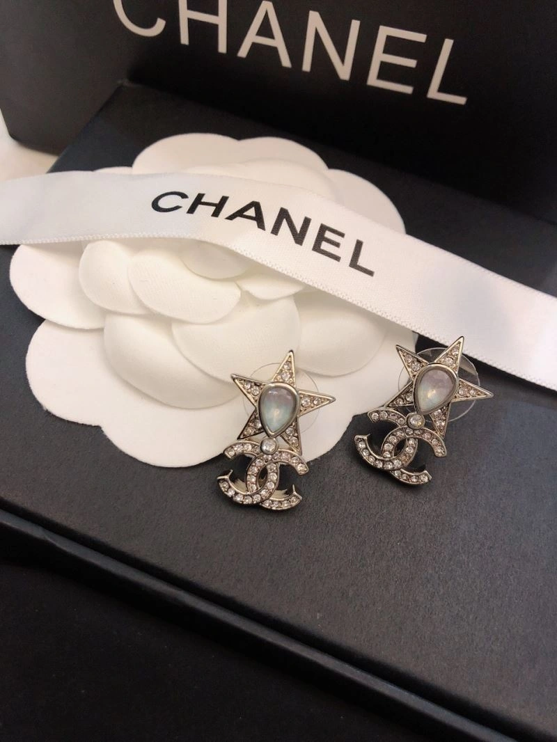 FashionForward Chanel Earrings 228735