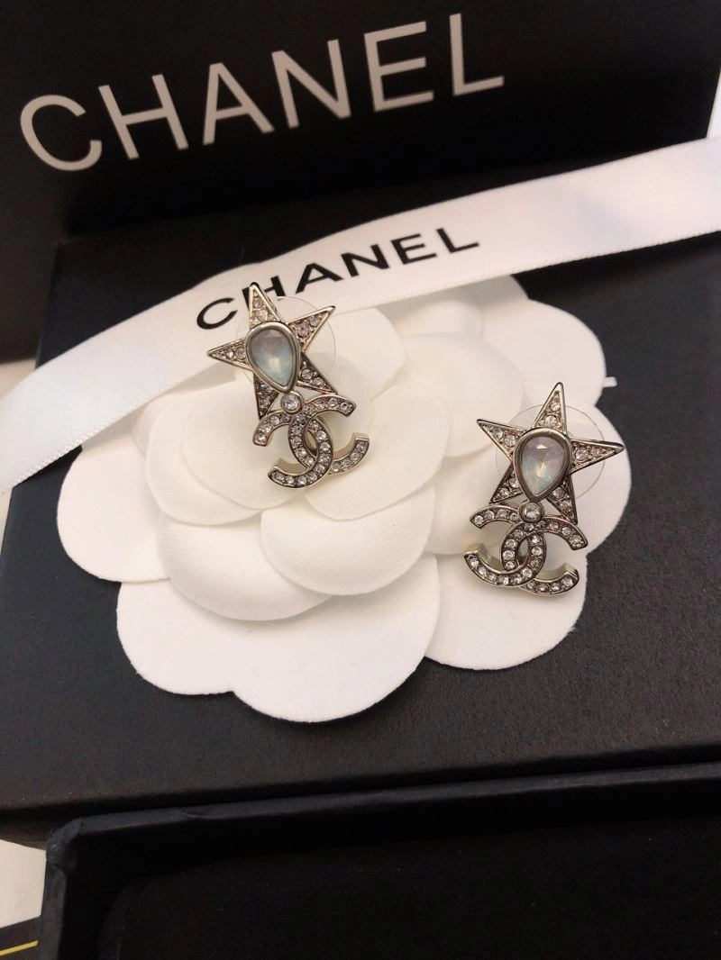 FashionForward Chanel Earrings 228735