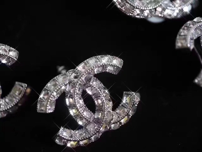 Chanel Earrings Durable 228732