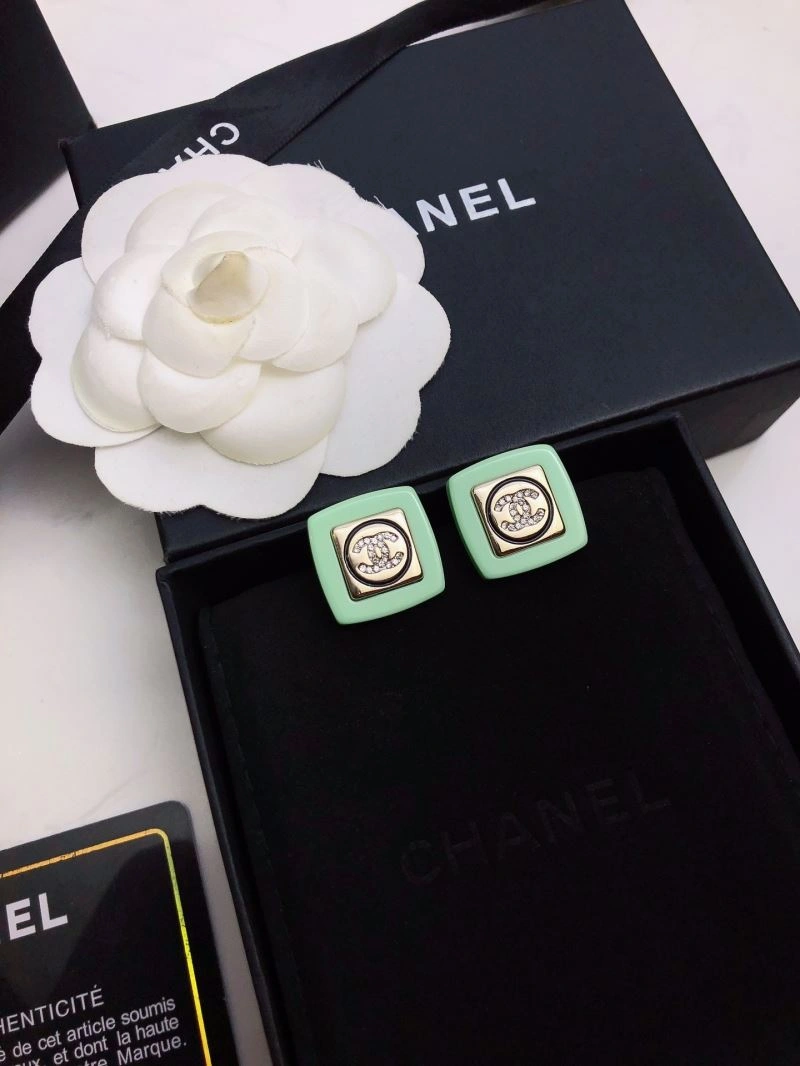 NewStyle Chanel Earrings 228746