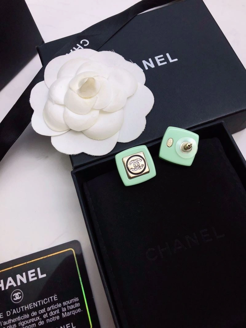 NewStyle Chanel Earrings 228746
