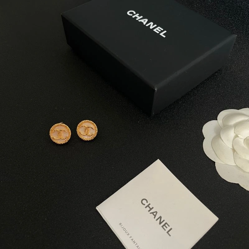 Chanel Earrings Snug 228773