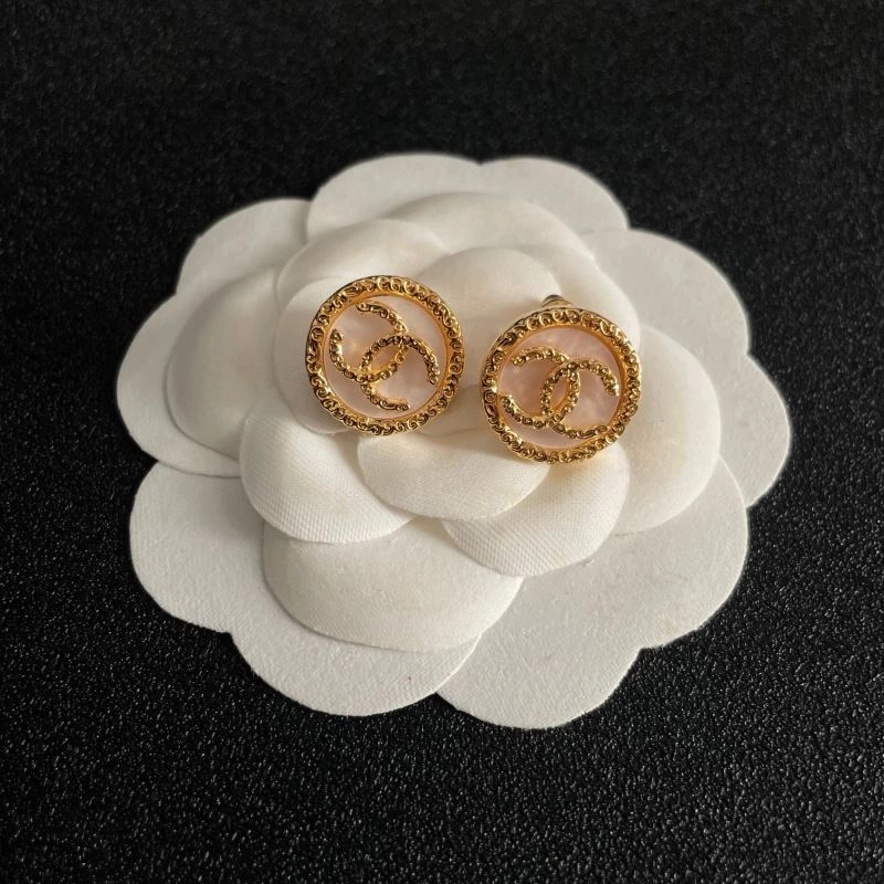 Chanel Earrings Snug 228773
