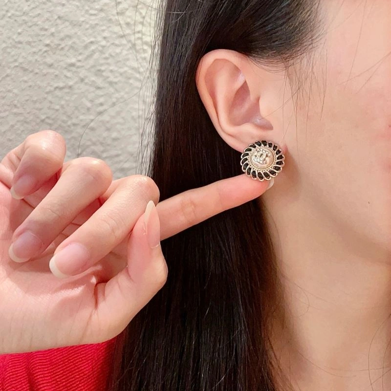 Chanel Earrings ModernLook 228740