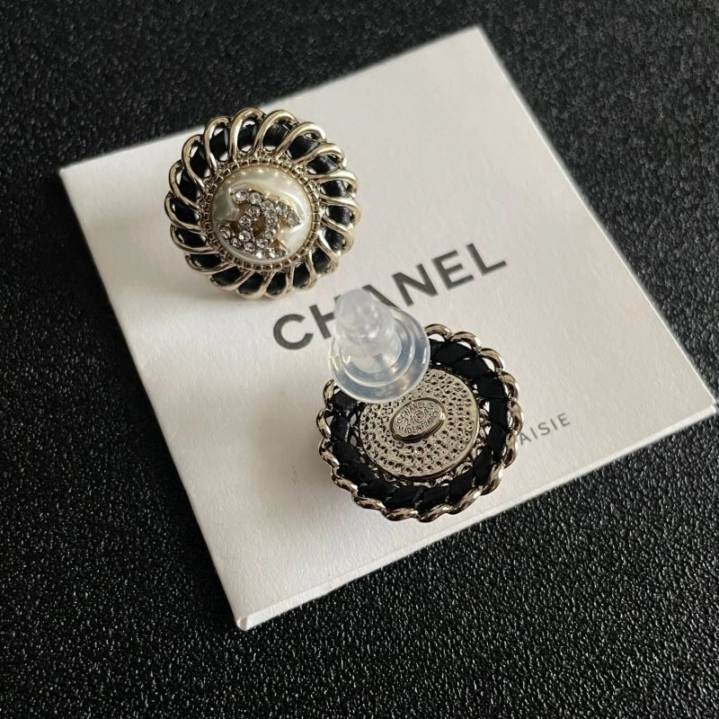 Chanel Earrings ModernLook 228740