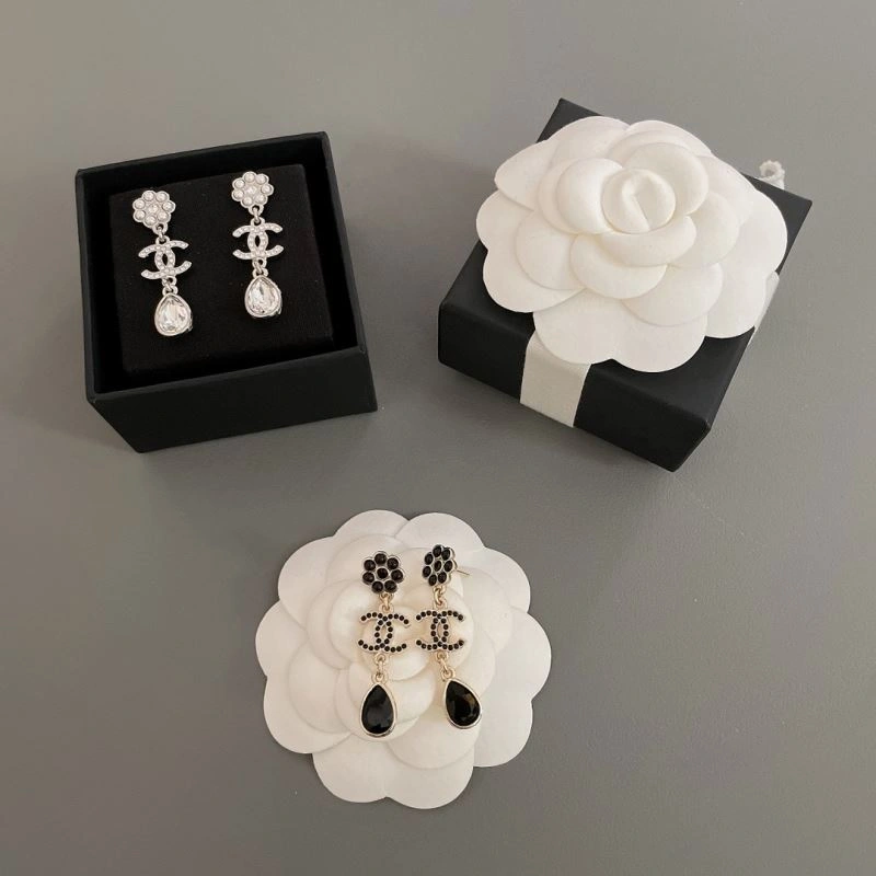 Chanel Earrings Casual 228717