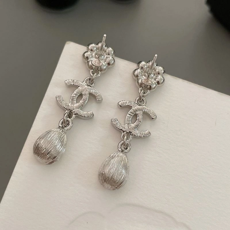 Chanel Earrings Casual 228717