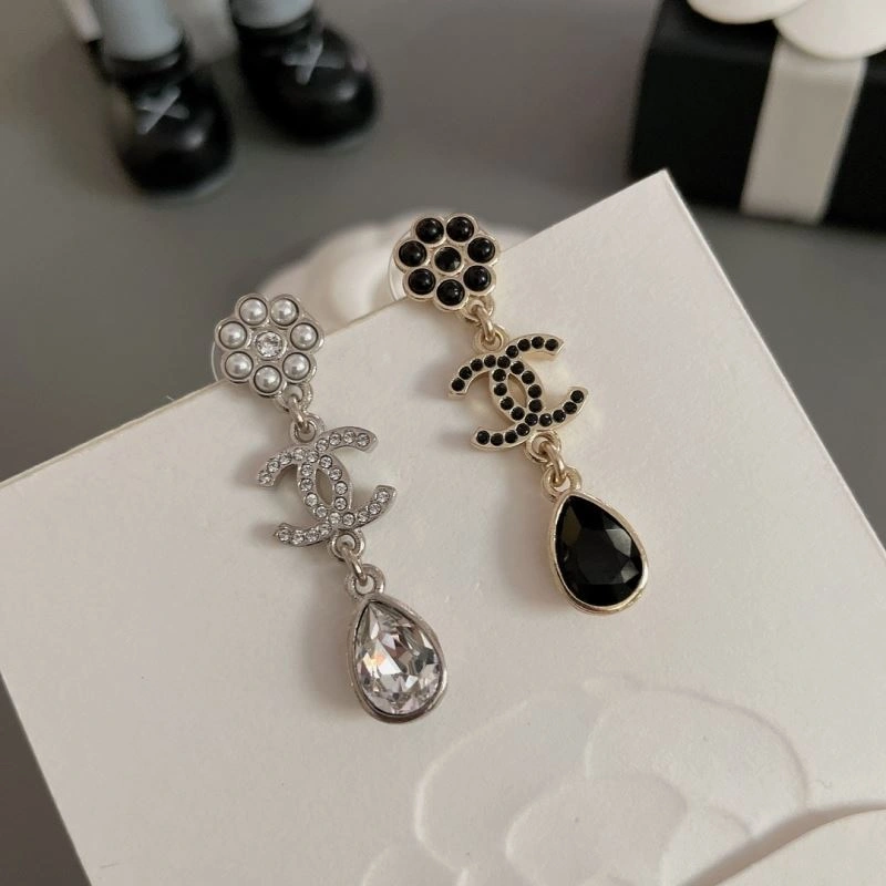 Chanel Earrings Casual 228717