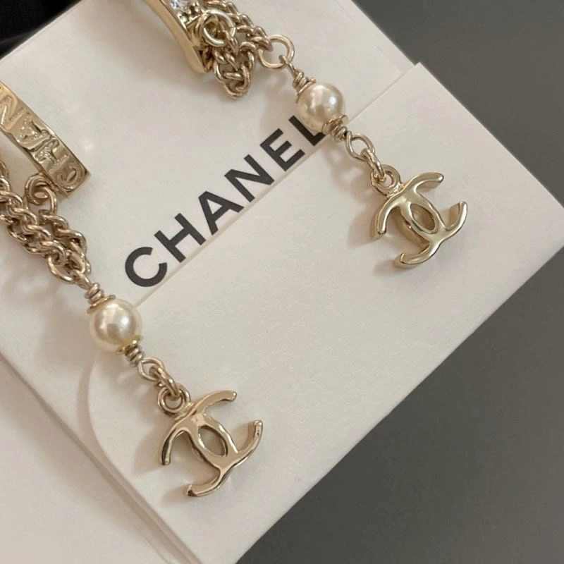 NewStyle Chanel Earrings 228763