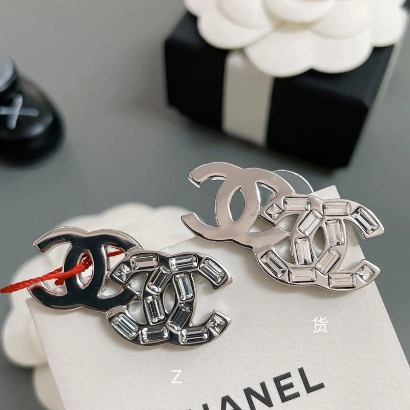 Chanel Earrings Minimalist 228759