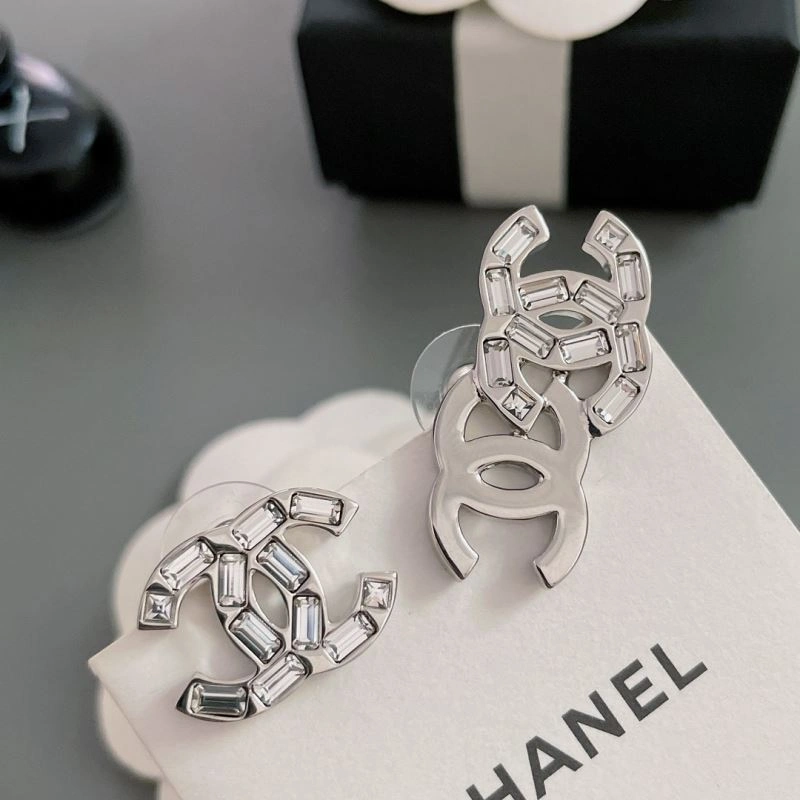 Chanel Earrings Minimalist 228759