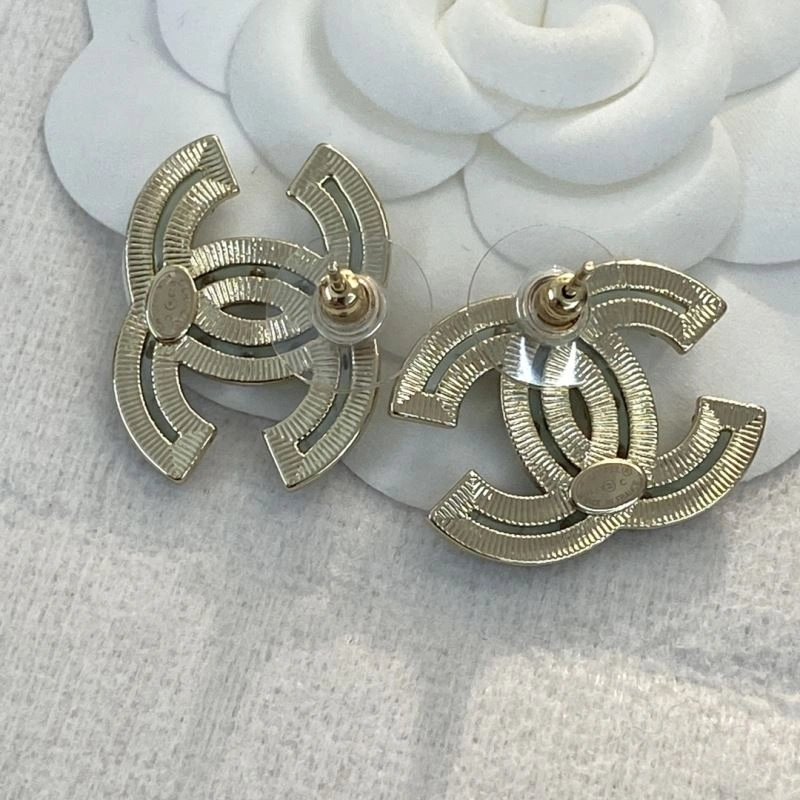 Chanel Earrings Breathable 228815