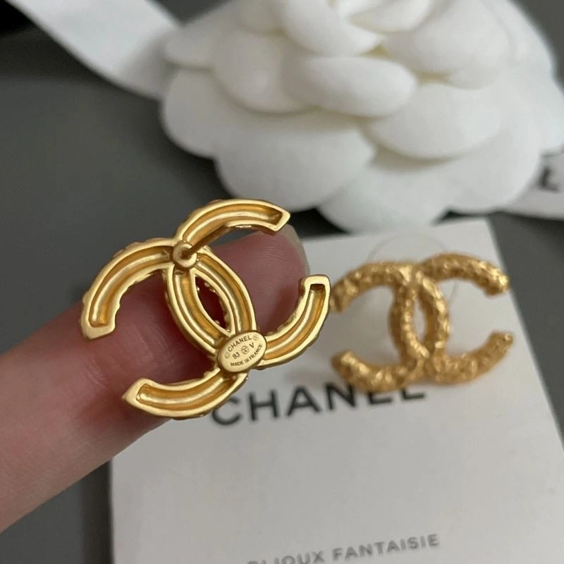 Versatile Chanel Earrings 228814