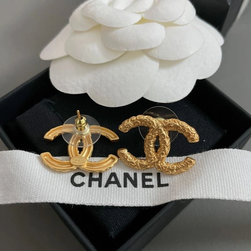 Versatile Chanel Earrings 228814