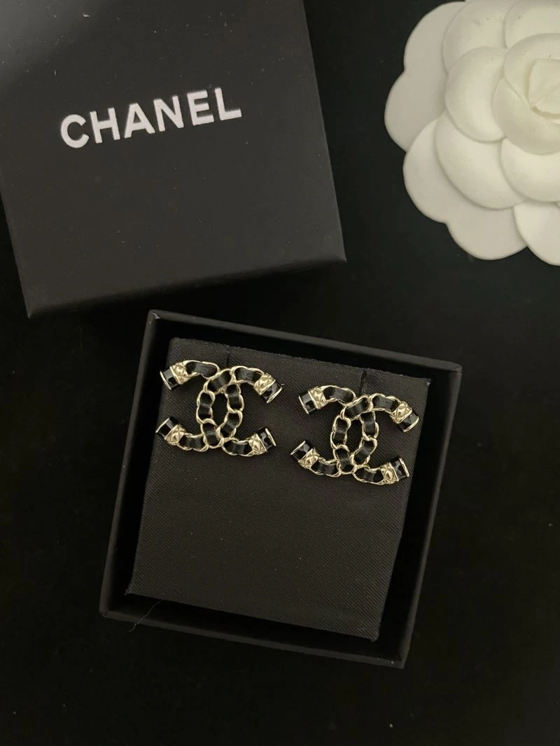 Unisex Chanel Earrings 228713