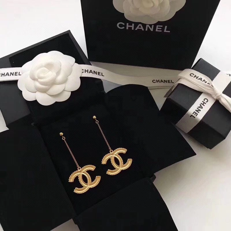 Chanel Earrings Durable 228784
