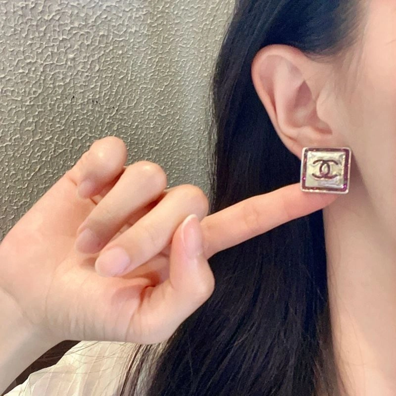 Chanel Earrings WellDesigned 228742