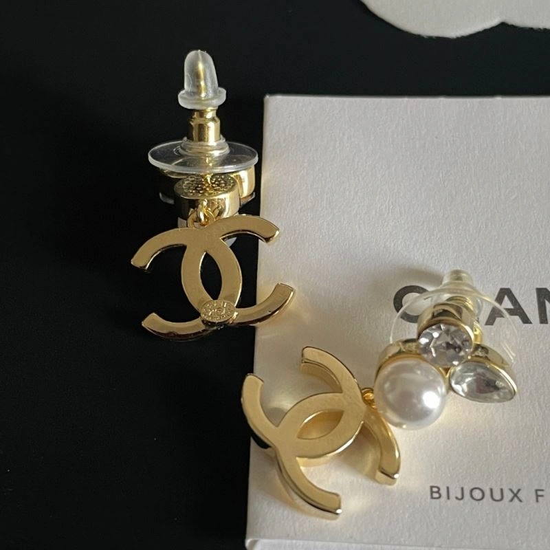 Classic Chanel Earrings 228693